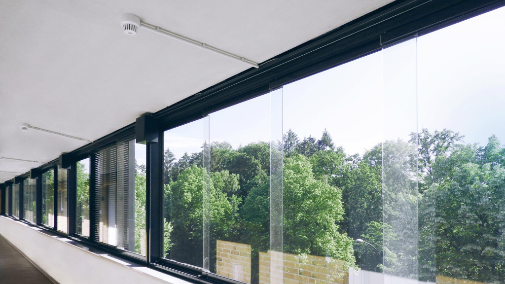 Остекление проходов