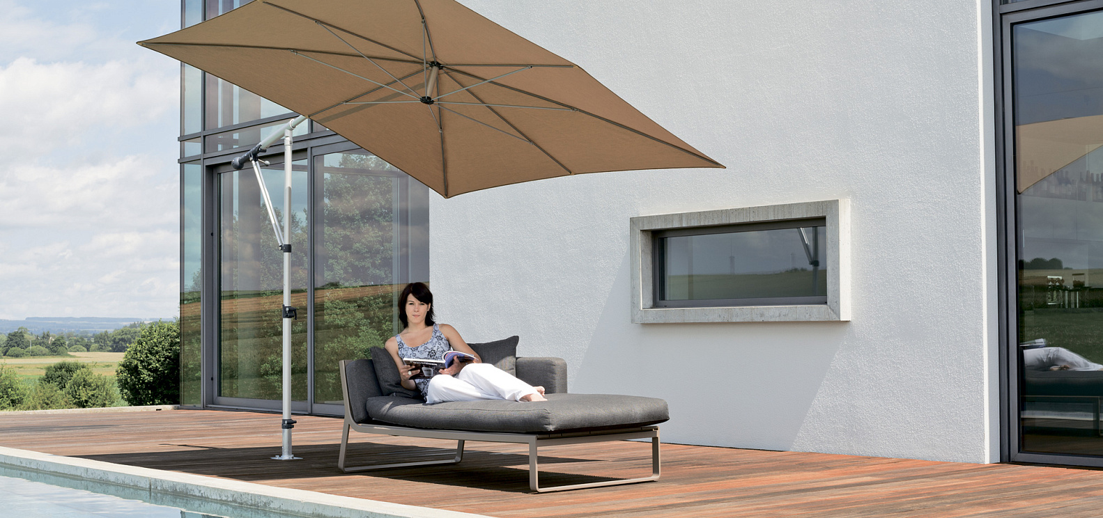 Уличный зонт MEZZO