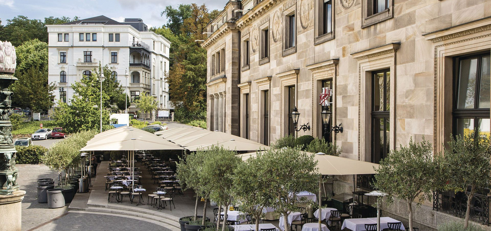 Большой уличный зонт SCHATELLO