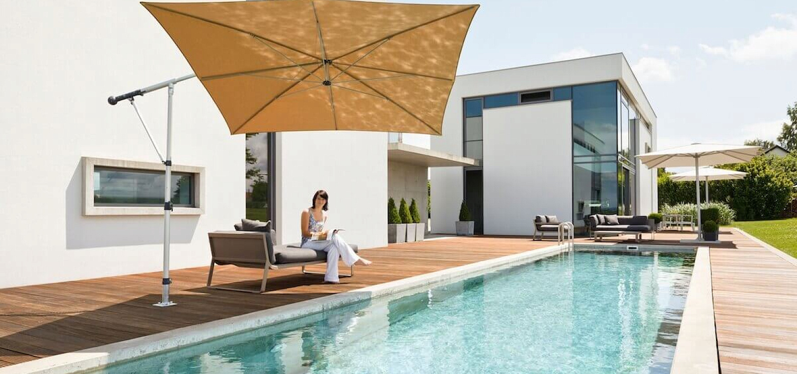 Уличный зонт MEZZO