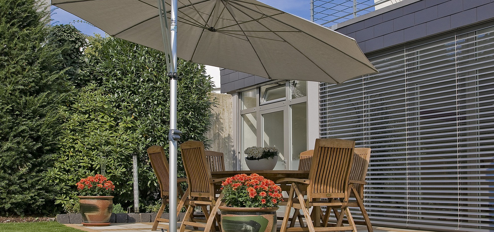 Уличный зонт MEZZO