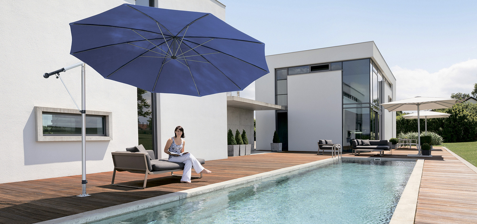 Уличный зонт MEZZO